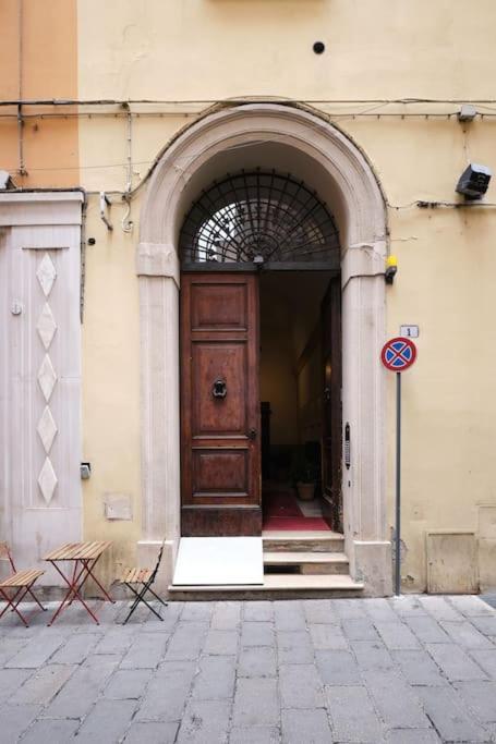 Lussuoso Appartamento Nel Cuore Del Centro Storico 博洛尼亚 外观 照片