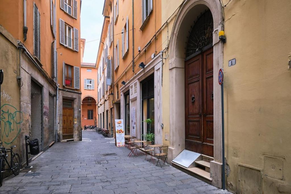 Lussuoso Appartamento Nel Cuore Del Centro Storico 博洛尼亚 外观 照片
